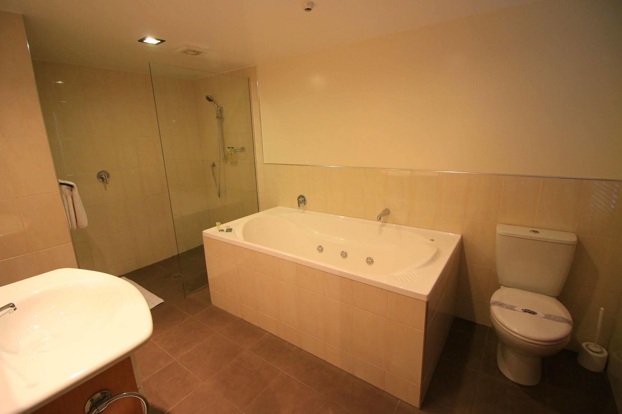 Fitzherbert Regency Motor Lodge Палмерстон-Норт Екстер'єр фото